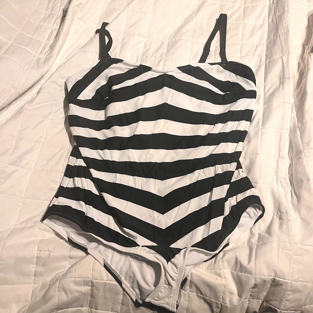 Unique Vintage X Barbie Plus Size Swimsuit